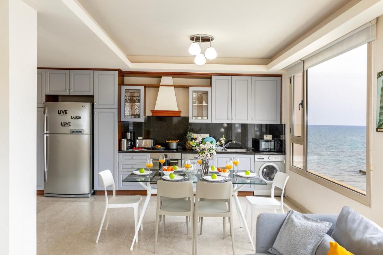 Mackenzie Beachfront Eftyhia Suite Larnaca Exterior photo